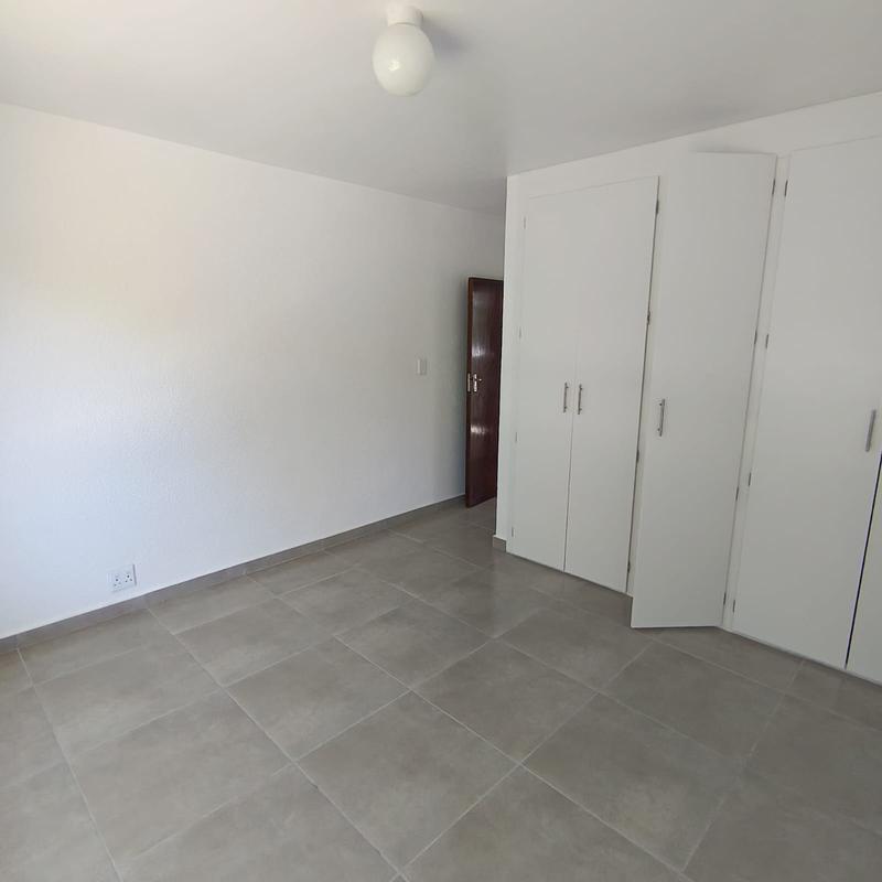 To Let 2 Bedroom Property for Rent in Wynberg Western Cape